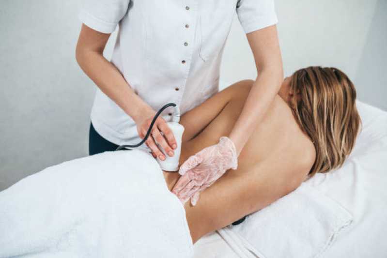 Massagem nas Costas Clínica Jardim Gabriela I - Massagem Drenagem Pós Operatório